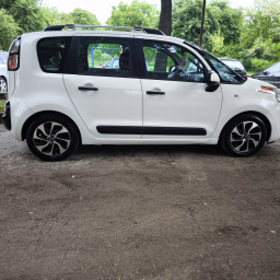Citroën - C3 Picasso | 2 May 2024